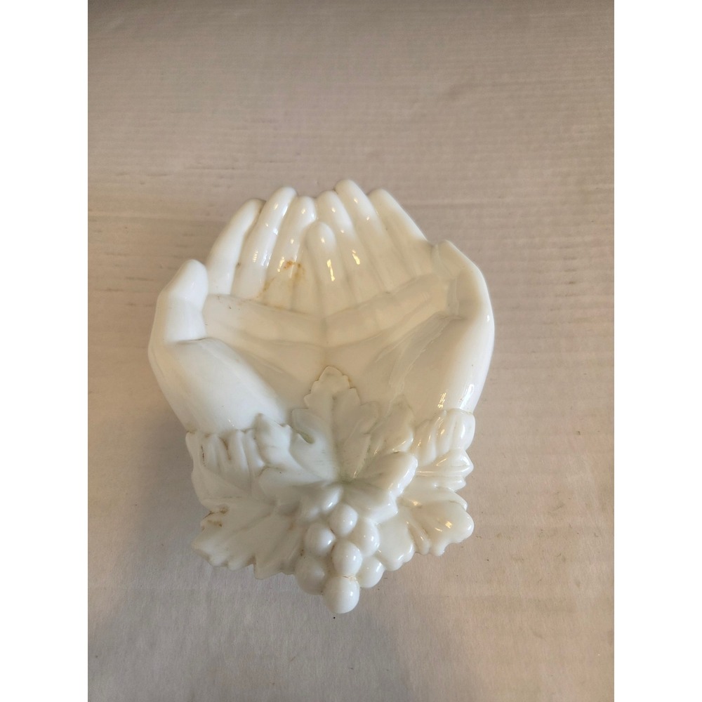 Westmoreland Milk Glass Open Hands Trinket Dish Grape and Leaf Soap Tray White